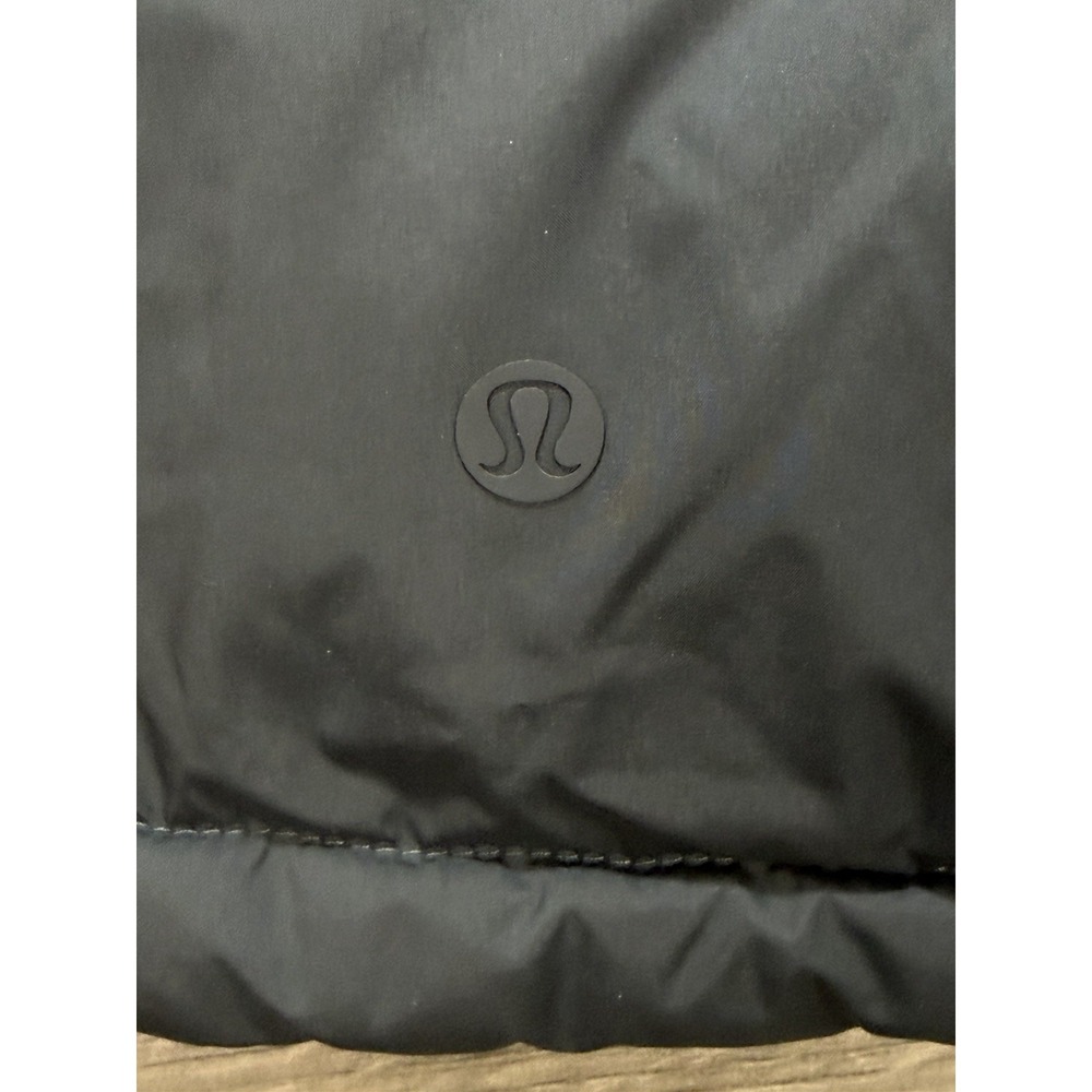 Lululemon Wunder Puff Mid-Length Vest Size 6 Color Oil Grey/Belgian Blue Hooded - Picture 10 of 13